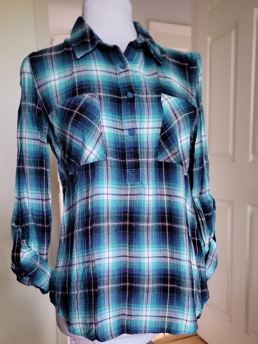 Women’s Teal Plaid Button-Down Shirt - Casual Collar Front